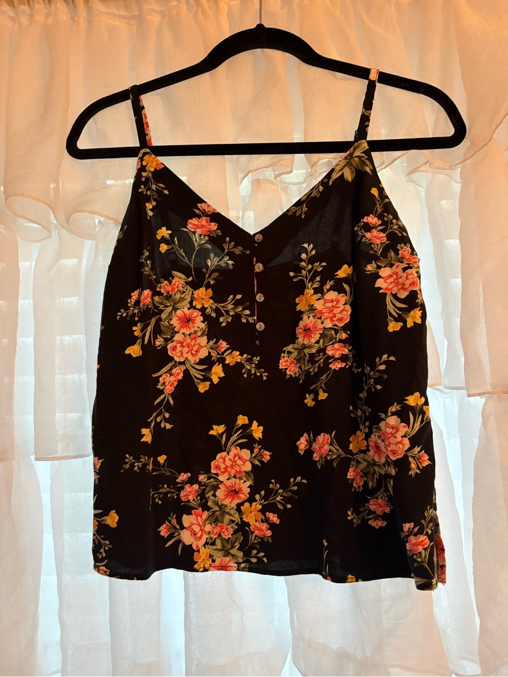 Old Navy Black Floral V-Neck Button-Front Camisole